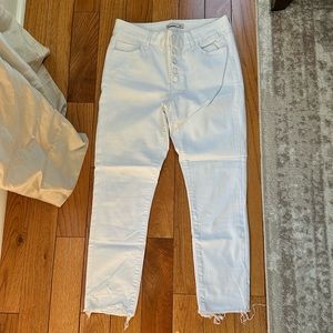 White crop jeans/jeggings.